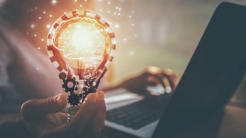 用软件定义商业边界：昌都县软件开发公司的数字化梦想工程师